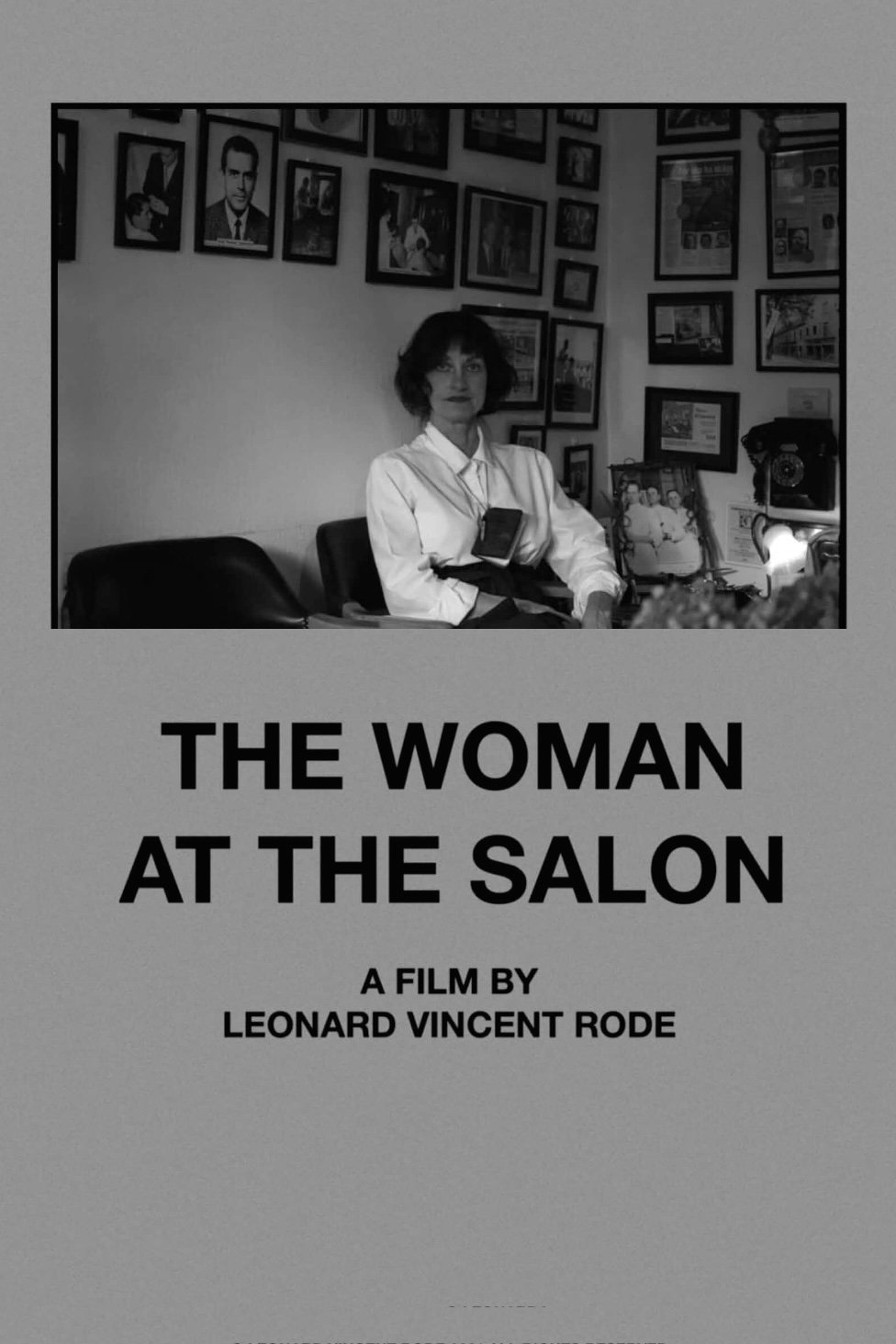 The Woman at the Salon - Bild 1 von 7