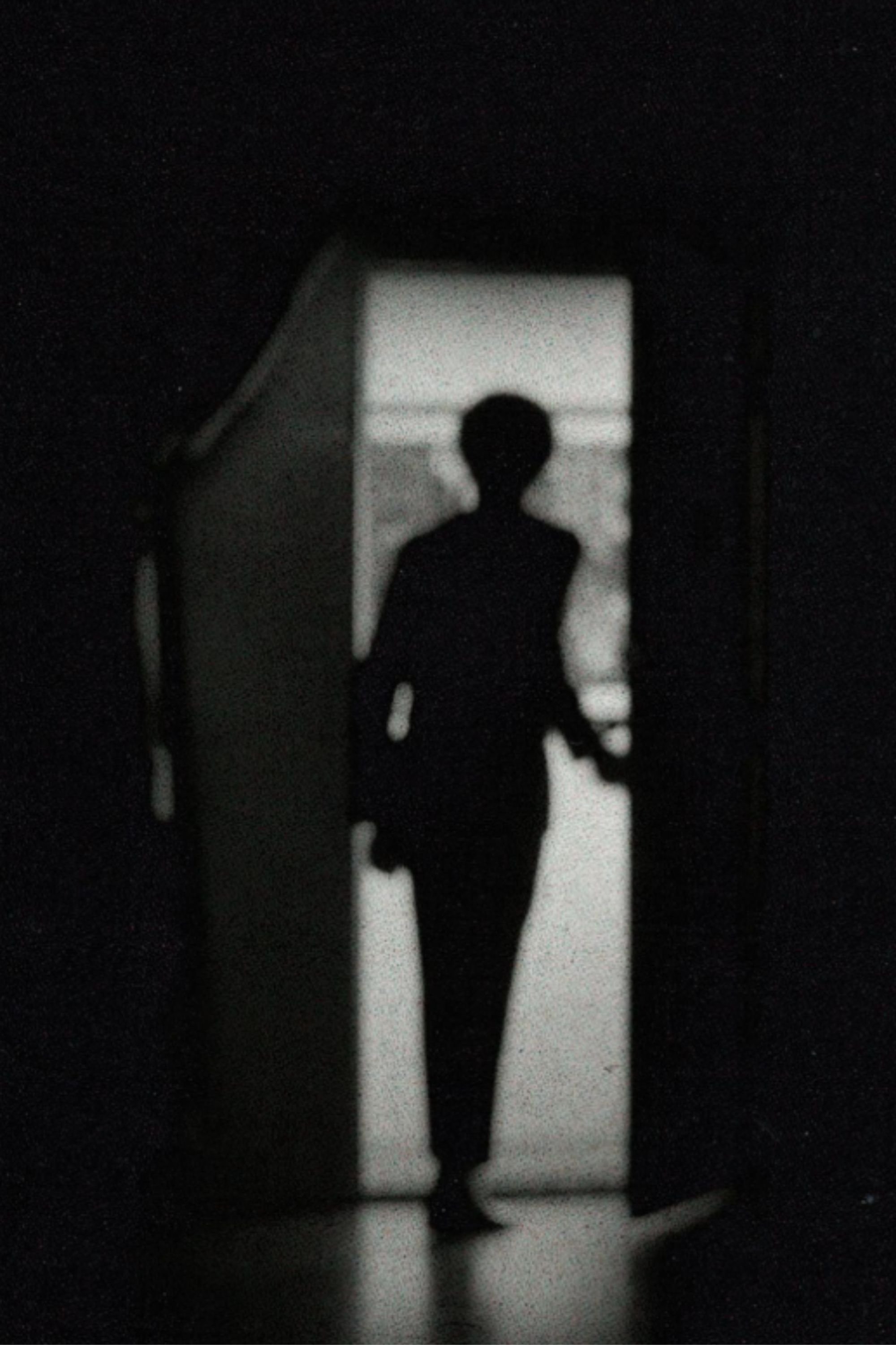 Good Evening, Mr. Nightshade - Bild 1 von 3