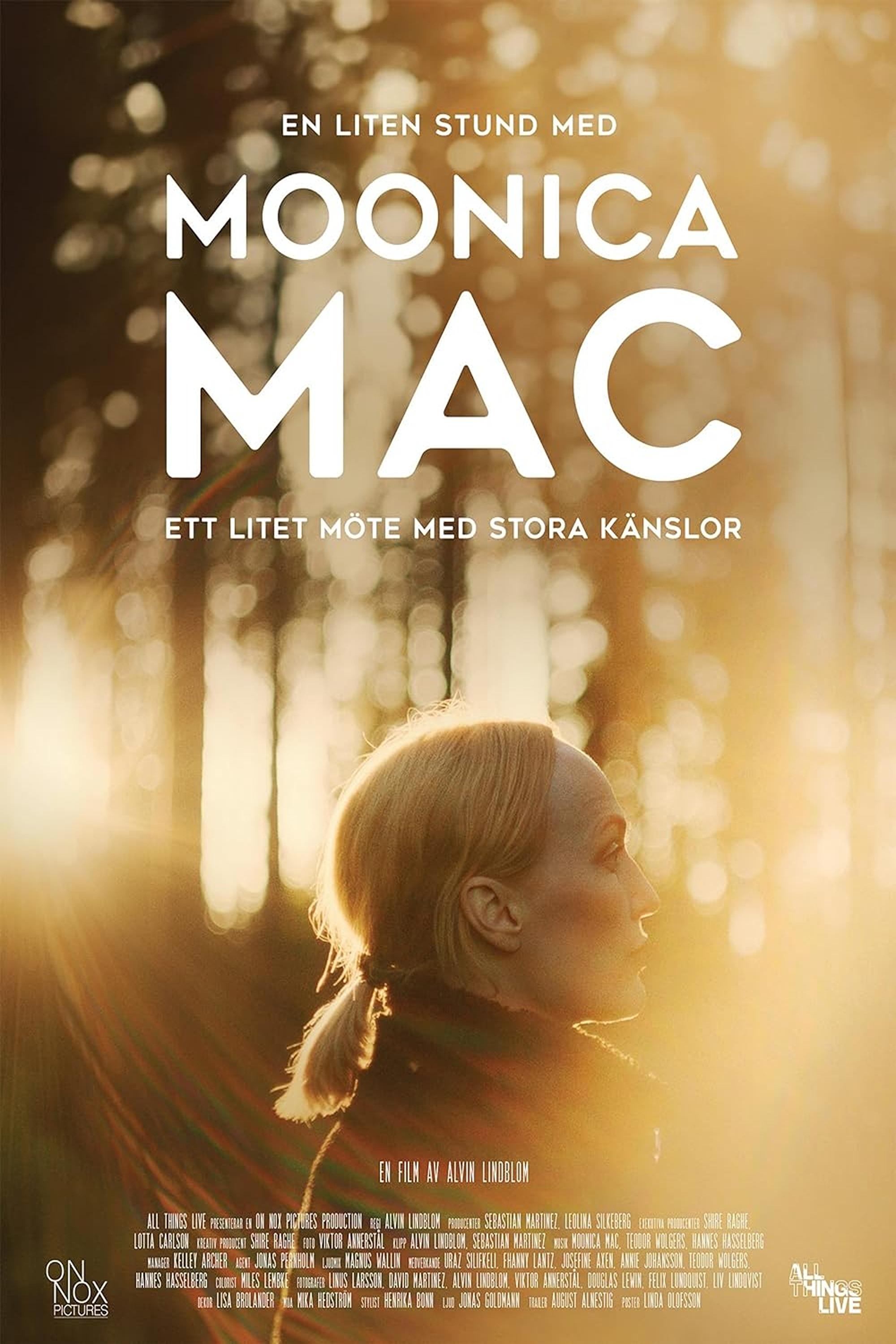 A Little While with Moonica Mac - Bild 1 von 3