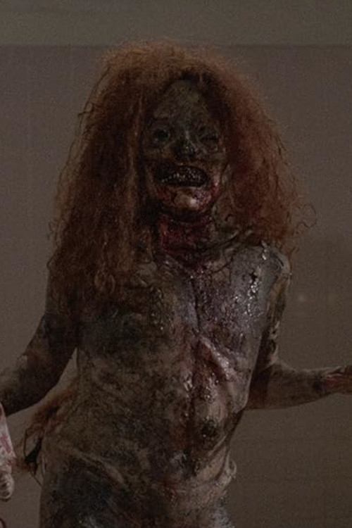 The Little Ghoul Girl Grows Up - Bild 1 von 3