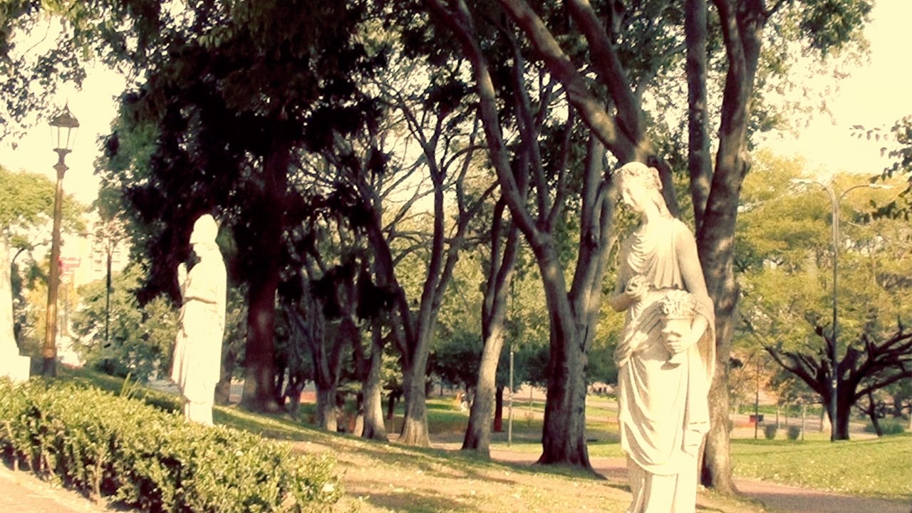 Thumbnail 2 von 3