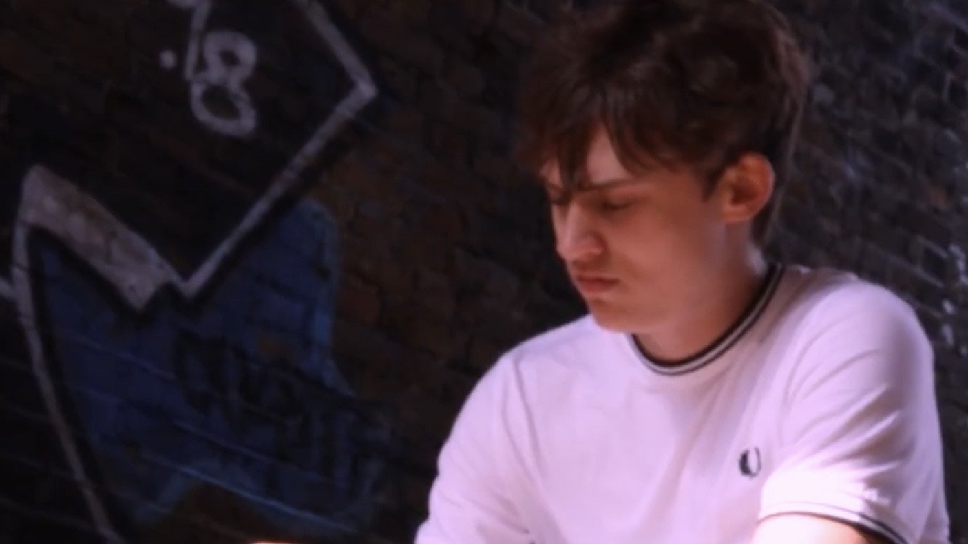 Thumbnail 2 von 3