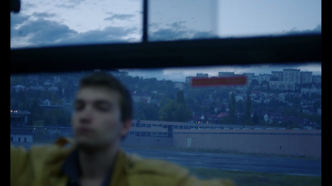 Thumbnail 2 von 3