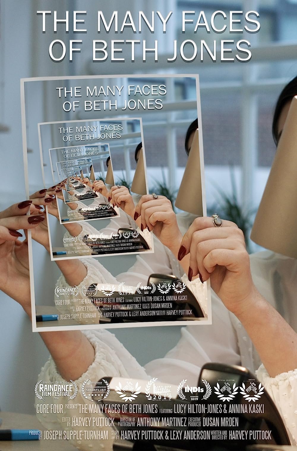 The Many Faces of Beth Jones - Bild 1 von 2