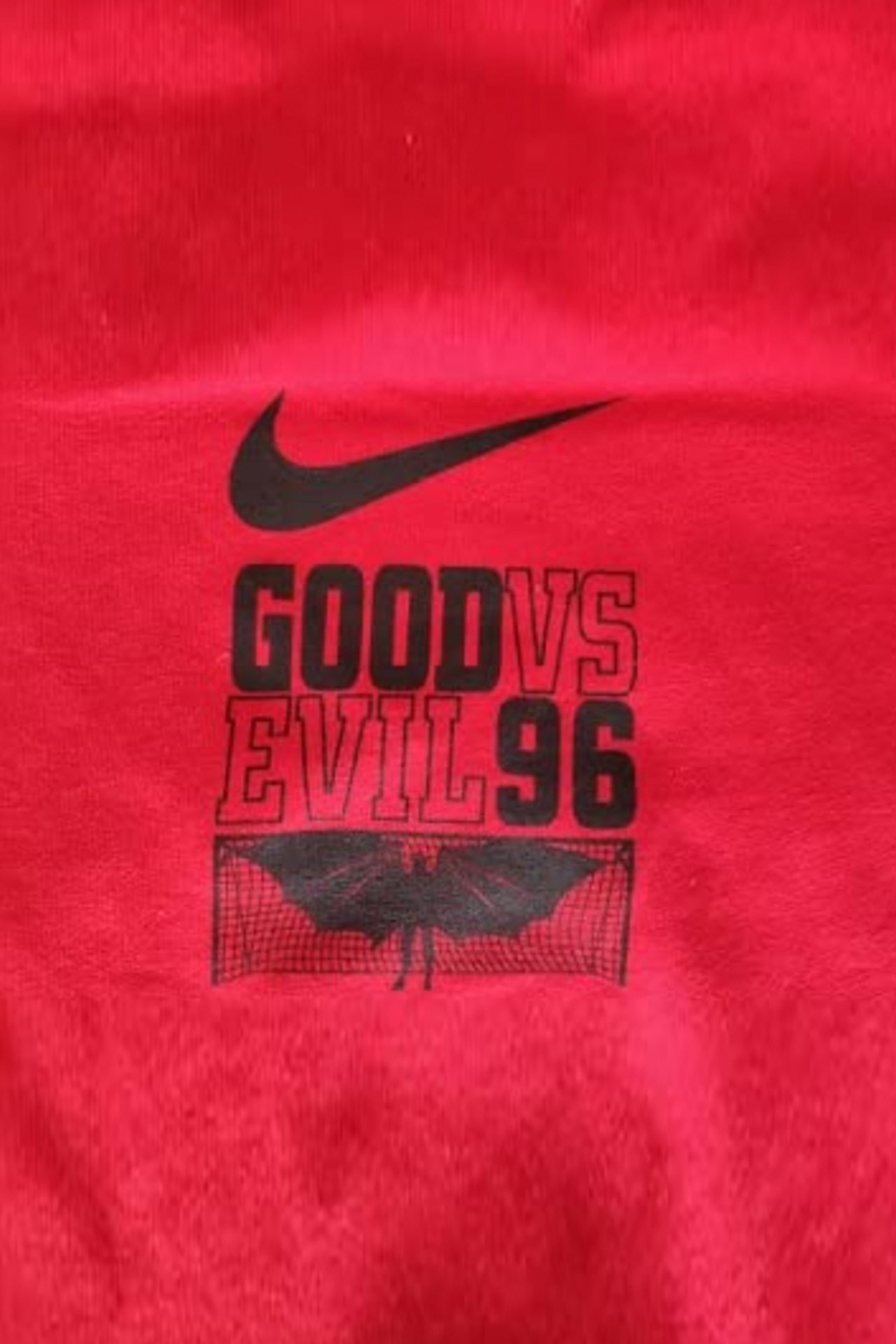 Nike: Good vs. Evil - Bild 1 von 3