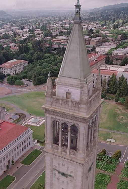 The Campanile - Bild 1 von 2
