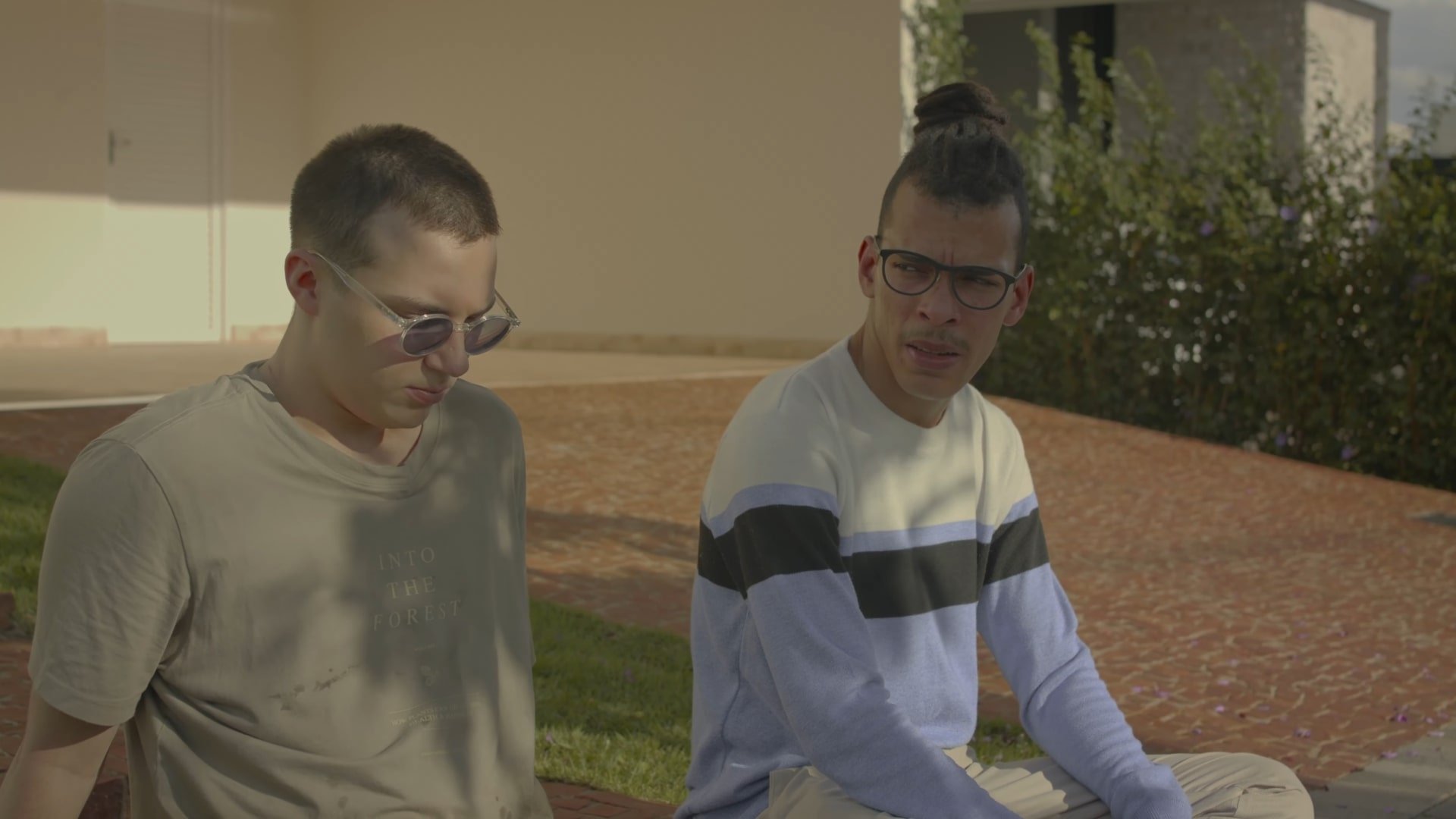 Thumbnail 6 von 8
