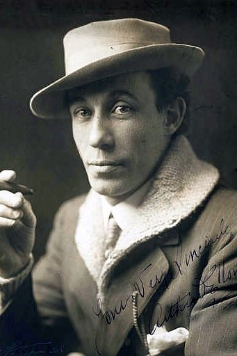 Arthur Elton