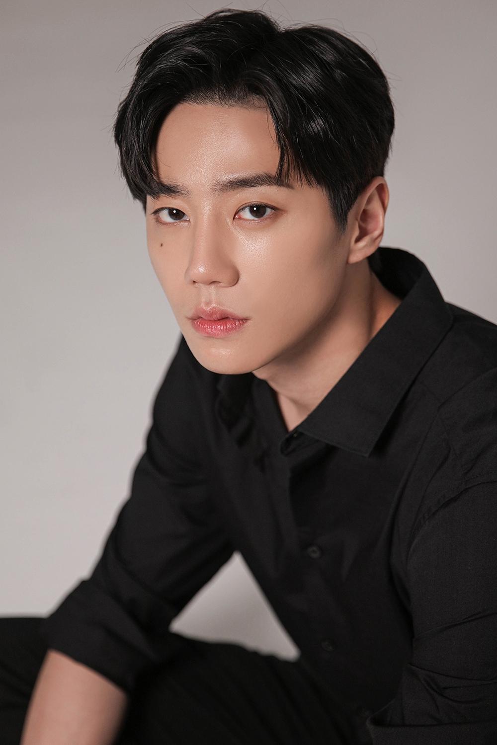 Lee Jun Young