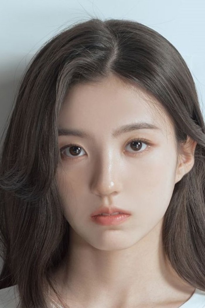 Kang Yeseo