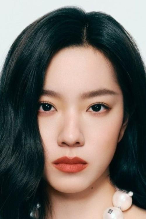 Sabrina Zhuang