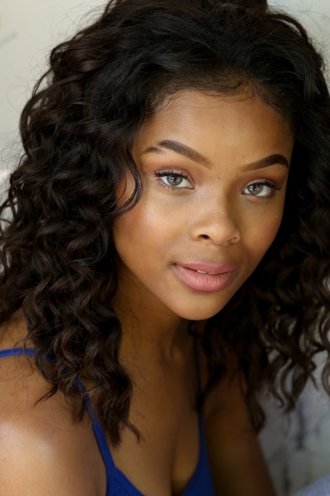 Bild von Ajiona Alexus